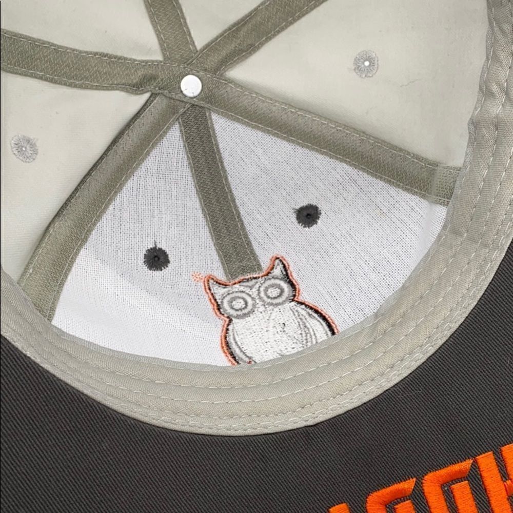 Hooters SnapBack Baseball Cap  - Picture 6 of 9